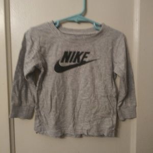💎Nike shirt. 18 months